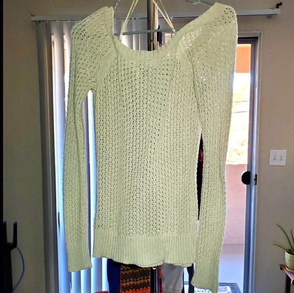 GUESS Net Sweater - Picture 4 of 5